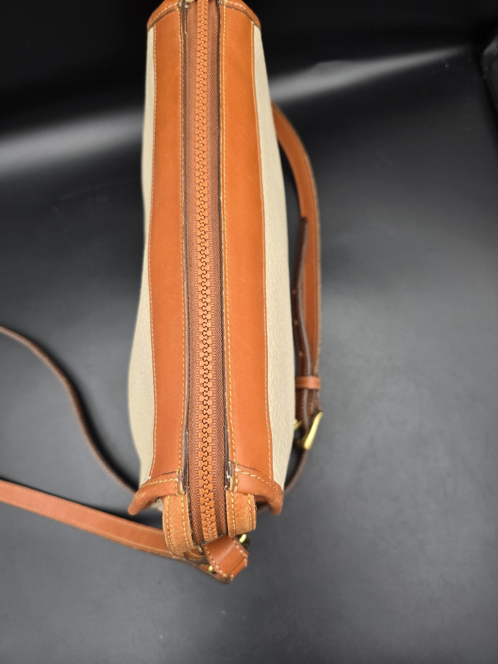 Dooney & Bourke Tan and Cream Pebbled Leather Crossbody Bag - Picture 5 of 12